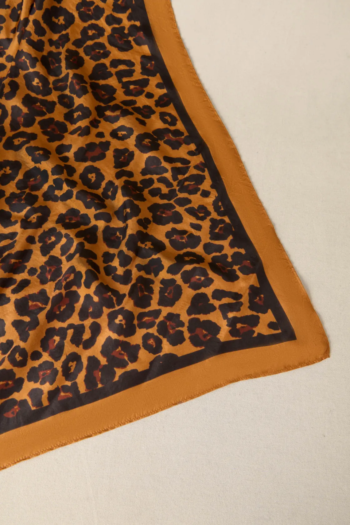 Online Maxi foulard soie Anda Casquettes & Foulards|Accessoires Cheveux